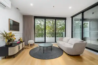 New to Vrbo: Stylish 2br Sanctuary in the Heart of Braddon