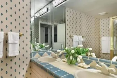 Image de Cozy 3\/3 Condo by Gondola, Hot Tub, Pool, Sauna!