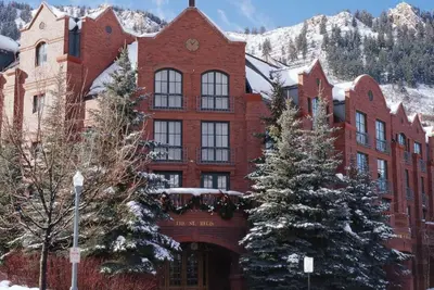 Image de Sleeps 6 | St. Regis | Spa | Lux Resort | Sauna