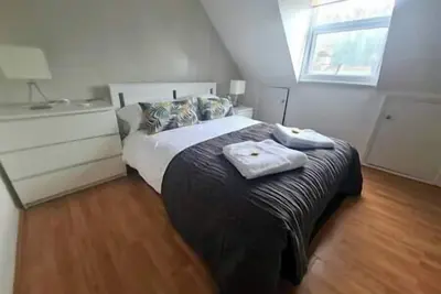 Image de Split level luton town center flat