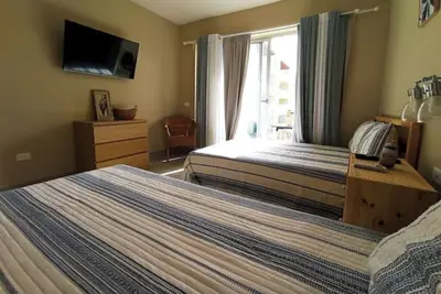 Image de 313-S New, hotel style, 100% independent\n\n
