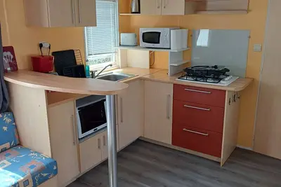 Image de Mobil Home pour 4 personnes dans un camping familial situé au Mathes-La Palmyre