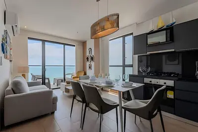 Image de Spectacular Ocean View and Historic Center 2br