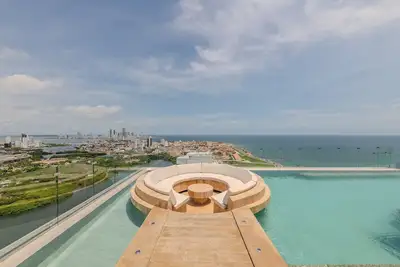 Image de New Apt Beautiful Sea View and Walled City 2br