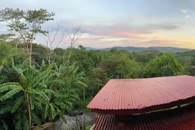 Image de Stunning 3-bedroom bunk villa with pool and jungle views in Esterillos Oeste