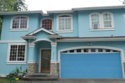 Image de Cozy 3-bedroom house in charming Maple Valley with WiFi.