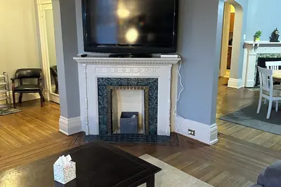 Image de Historical District Getaway [Lower]