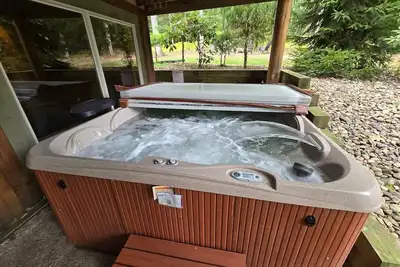 Image de Good Time Pine - Charming 4br Log Home w/ Hot Tub & Pool Table