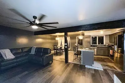 Image de Charming 3br-Apt in fabulous Auburn with Ac, WiFi.