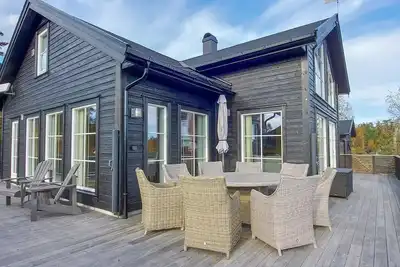 Image de Maison confortable de 4 chambres à.