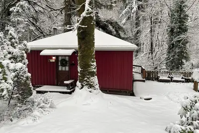 Image de ‘Volcano Country’ Creek side Cottage in Doty