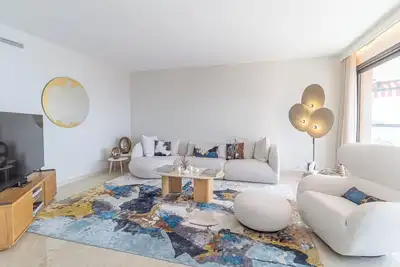 Image de This condominium is a 3 bedroom(s), 3. 5 bathrooms, located in Monaco, Mt.