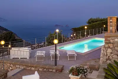 Image de Amore Rentals - Villa Lions Rose with Swimming Pool and Sea View