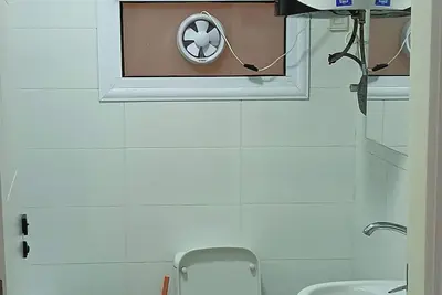 Image de Women only, Master Room in Compound one kattameya