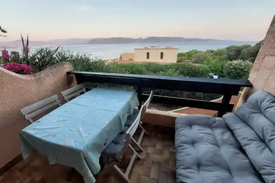 Image de Porto Pollo, appt 30m2 tout équipé, clim, vue mer magnifique sur Golfe duValinco