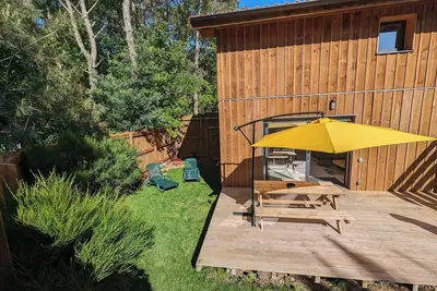 Image de Agréable chalet en pin des Landes à 5 mn des plages