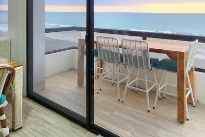 Image de Charming 2-bedroom beachfront apartment in San Clemente Ecuador