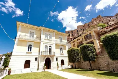 Image de Palazzo Vittoli - Delia