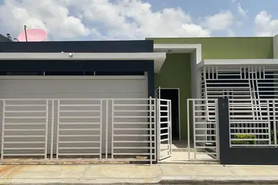 Image de Casa Orquiedia en centro de Bani, con Wifi y Ac