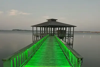 Image de Toledo Bend Lakefront Home in Pendleton Harbor. Great for a family vacation!