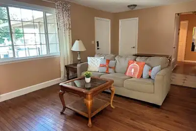 Image de Charming Home in Fairfield, Perfect for Getaways!