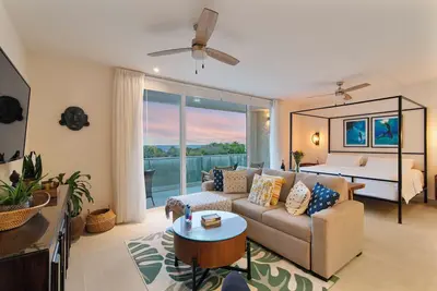 Oceanfront Paradise In Akumal Beach Access