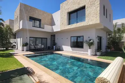 Image de Luxueuse villa piscine privée sans vis à vis à 20min du centre de Marrakech