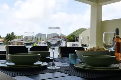 217b Luxury villa in lovely Jolly Harbour with WiFi, 3 Minutes walk to the beach
