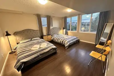 Image de Pond-backing, Pet Friendly, 2 Queen Beds, Walkout Basement