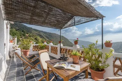 Image de Studio 'Casa Belmonte' avec vue sur la mer, terrasse privée et Wi-Fi