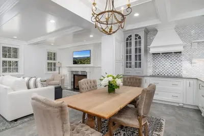 Image de Charming Old Town Jewel Box on Captain's Row one Block from the Potomac River