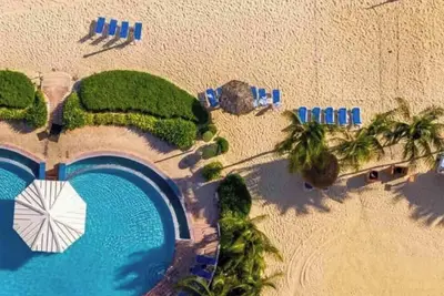 Image de Stunning oceanfront 2 bedroom, resort townhouse - Grand Cayman, Cayman Islands