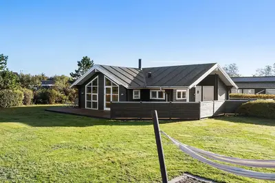 Image de Superbe maison Ă Tarm avec sauna