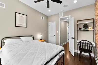 Image de Fed Hill Luxury Retreat with Beautiful Views Harbor & Parking