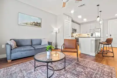 Image de The Luxe Haven 1Bd at Fw