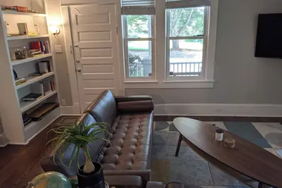 Image de Charming 2-bedroom apartment with WiFi, Ac in Atlanta