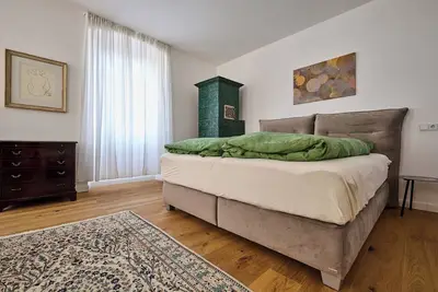Image de Patrizia: Im Herzen von Kaltern. Saniert, Innenhof, Parkplatz und Viel Platz