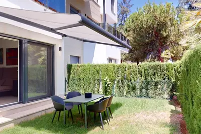 Image de Triana by On Travel