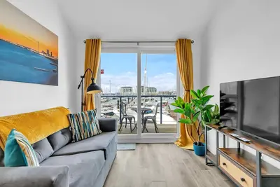Image de On the Water 5 A One-of-a-Kind Stay | Free Parking | By My Getaways