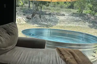 Image de Cowboy view with pool