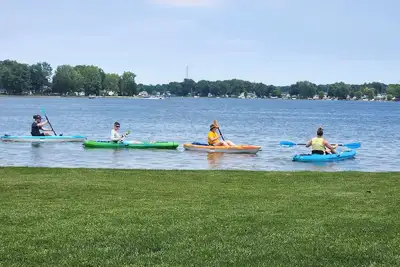 Image de Charming 3-bedroom cottage on a pleasant all-sports lake in Branch County.