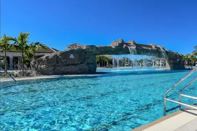 Image de Charming 3-bedroom condo with fitness room, golf and Pools