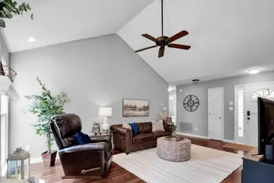 Image de Brookside Bungalow- quiet & charming, 3 bed 2 bath, fully stocked home in Monroe