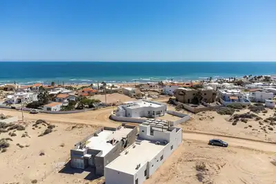 Image de Spacious 4-bedroom house in marvelous Las Conchas with Ac, WiFi