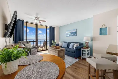 Image de Stunning 1 Bedroom Condo-Breathtaking Oceanfront Views-Meridian 602
