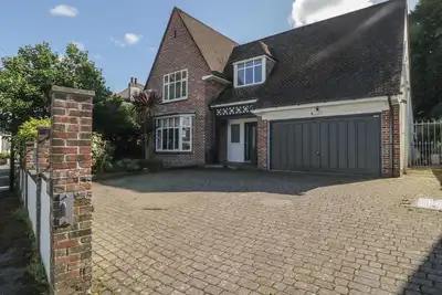 Image de Hartley Lodge, family friendly, with open fire in Plymouth