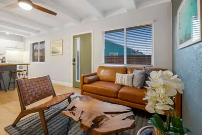 Image de Downtown Haven|Patio|Near Dining