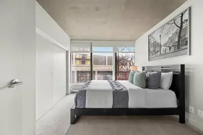 Image de Bright Corner Dt Vancouver Condo 2br Free Parking