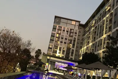 Image de The Capital on the Park-Standard Unit