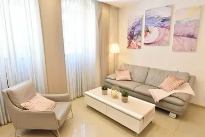 Image de The Himalaya: 4 Bedrooms/3 Bathrooms Vacation Rental in City Center